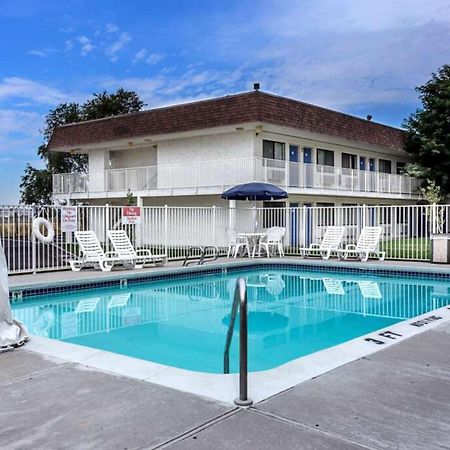 Motel 6 Ontario, Or Екстериор снимка